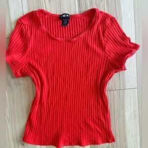 Red Ribbed Women's casual light weight Top. Size medium.
